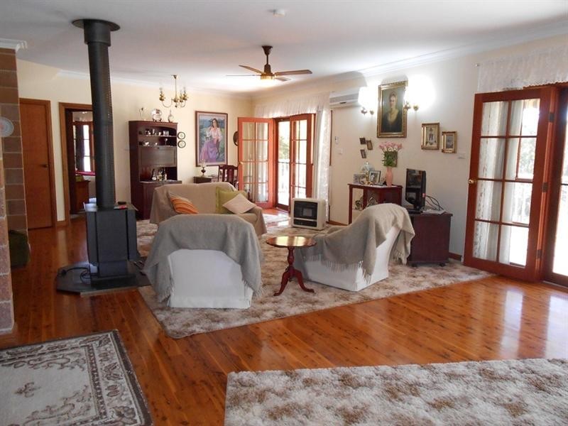 38 Borthwick Street, Woolbrook NSW 2354