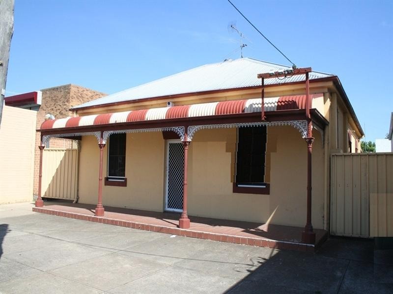 6 Bourke Street, Tamworth NSW 2340