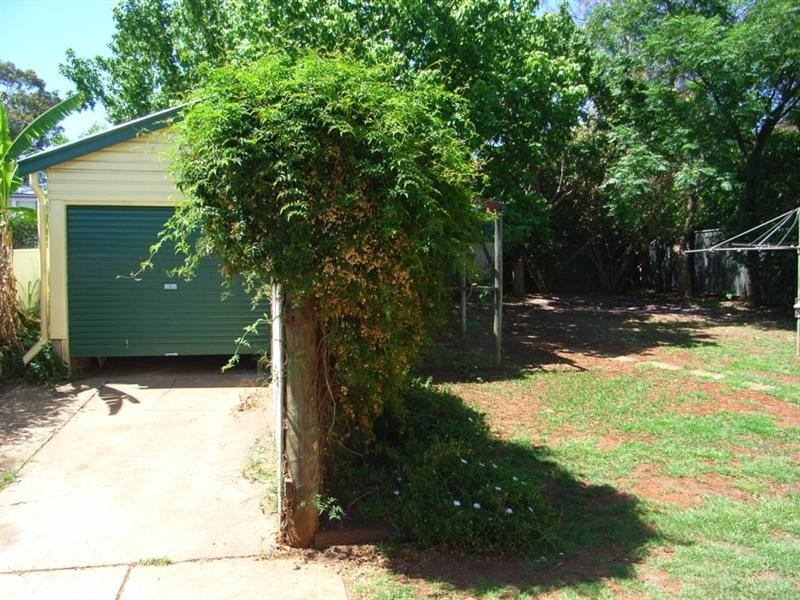 4 Lancaster Avenue, Tamworth NSW 2340