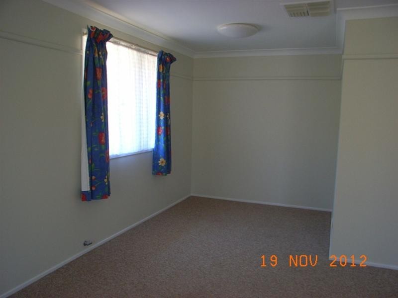 19 Valley Drive, Tamworth NSW 2340