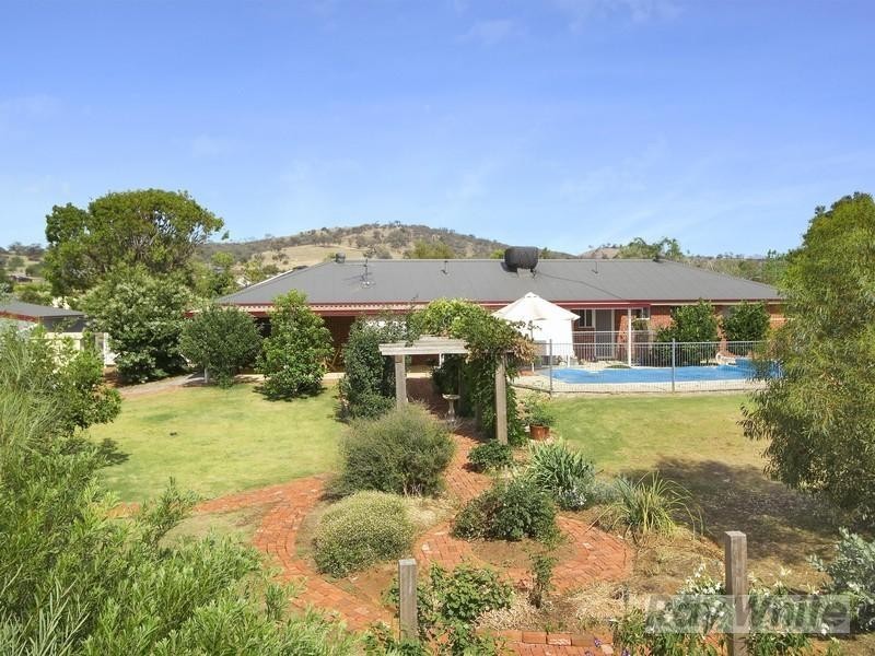 349 Forest Road, Tamworth NSW 2340