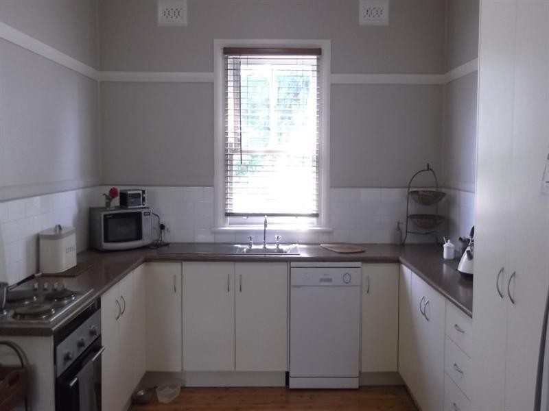 39 Gipps Street, Tamworth NSW 2340