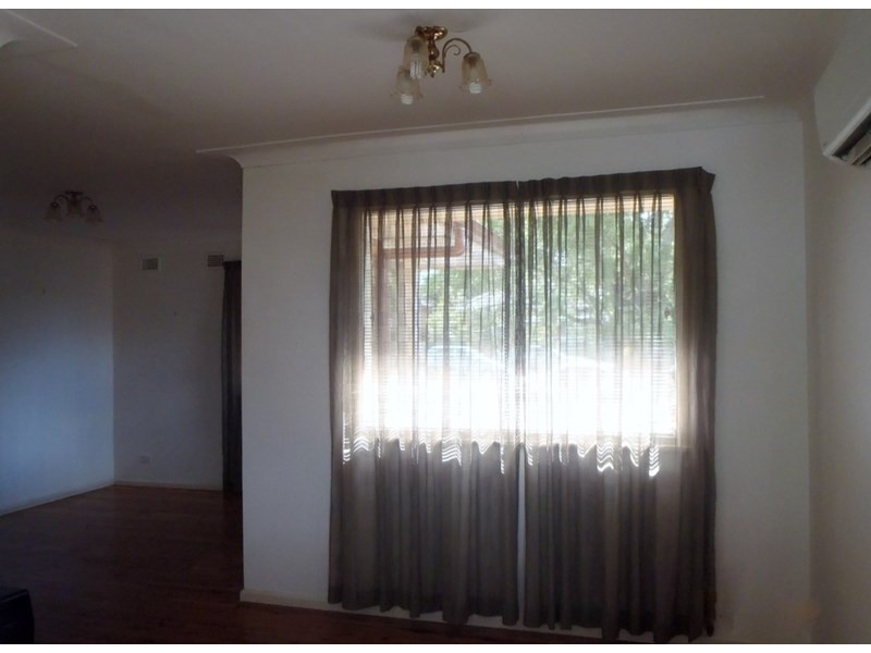 27 David Street, Tamworth NSW 2340