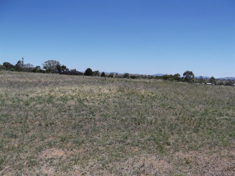 11 Warwick Road, Tamworth NSW 2340