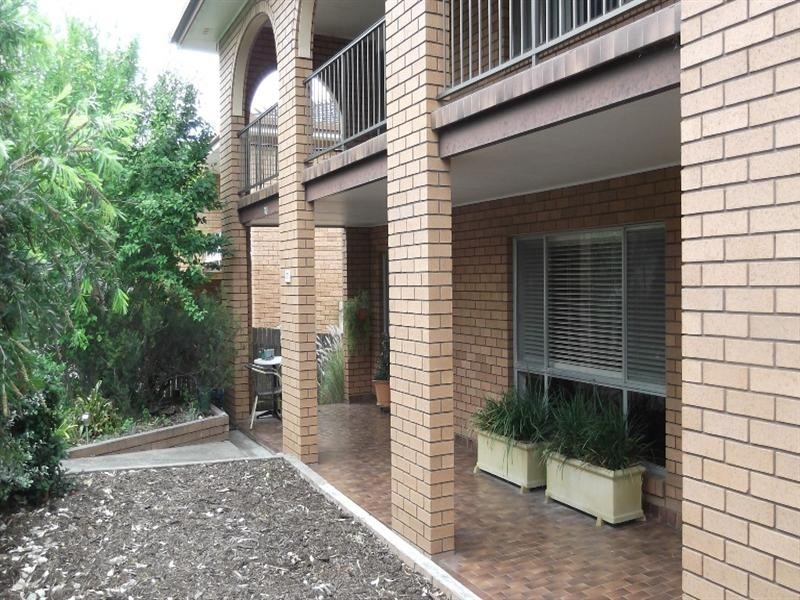 27 Grant Street, Tamworth NSW 2340