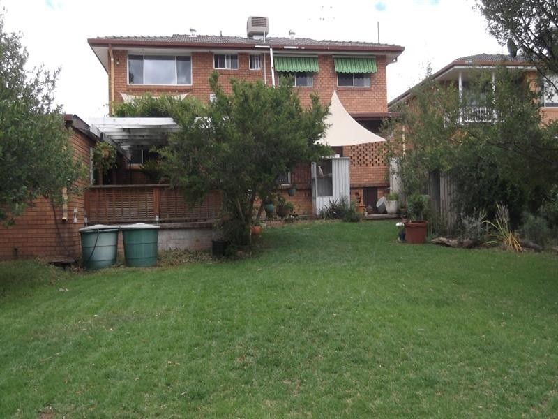 27 Grant Street, Tamworth NSW 2340