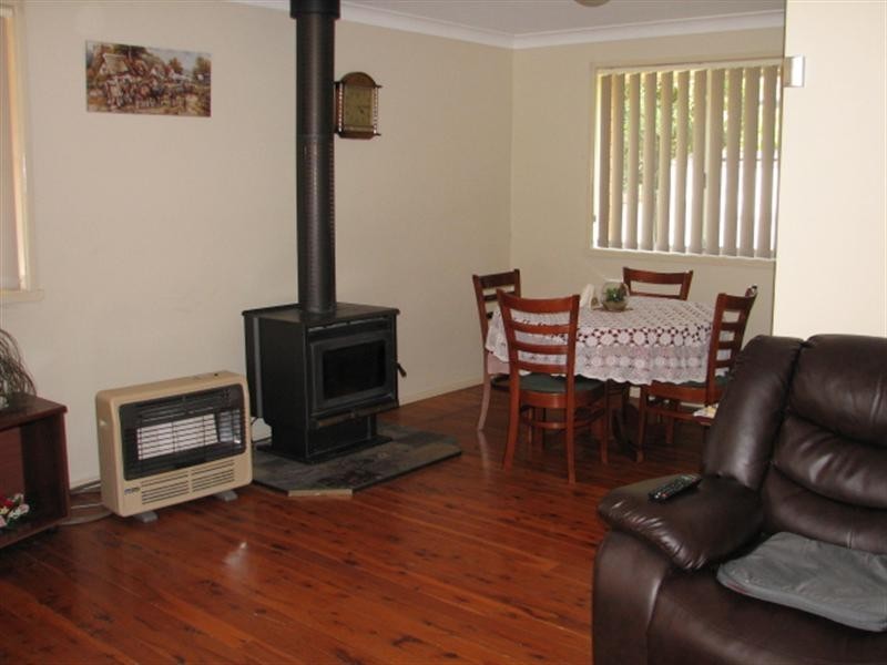 9 Waree Drive, Tamworth NSW 2340