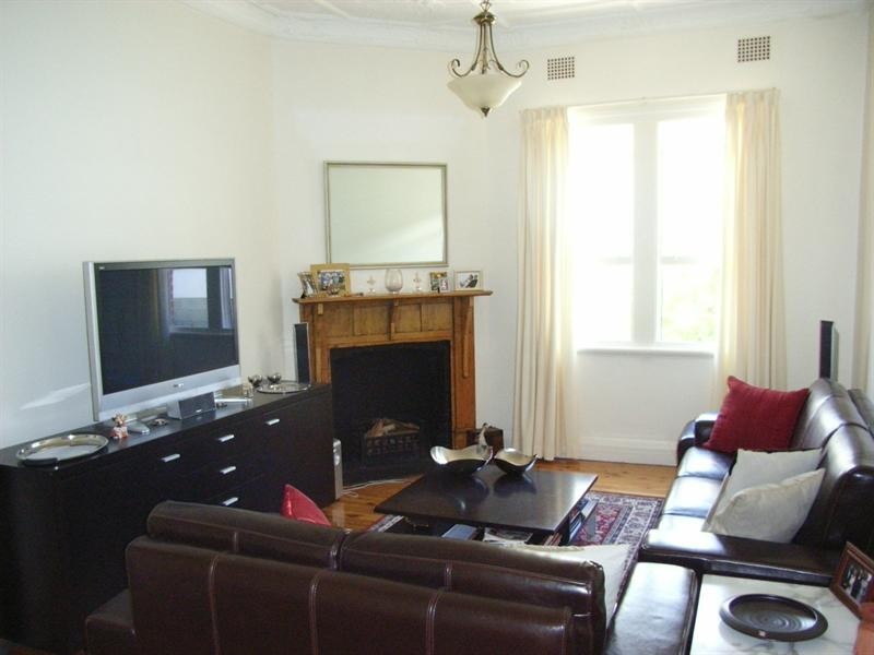 70 White Street, Tamworth NSW 2340