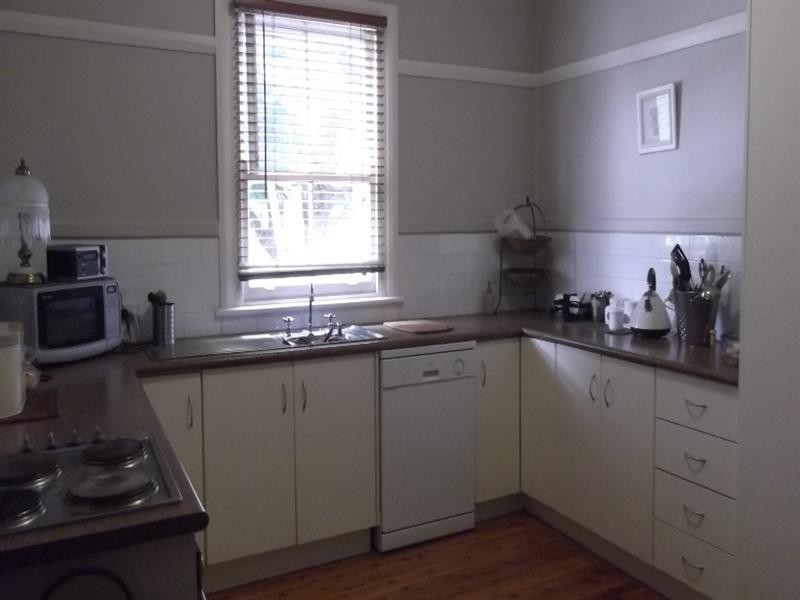 39 Gipps Street, Tamworth NSW 2340