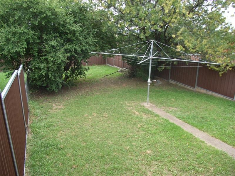 17b Brolga Crescent, Tamworth NSW 2340