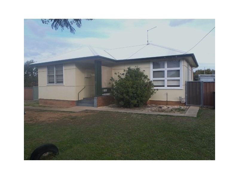 5 Susanne Street, Tamworth NSW 2340