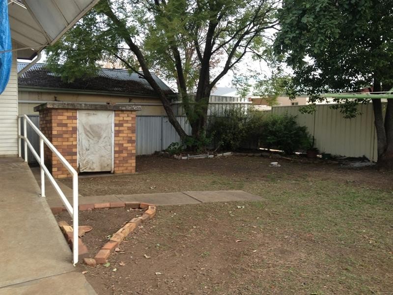 34 Edinburgh Avenue, Tamworth NSW 2340