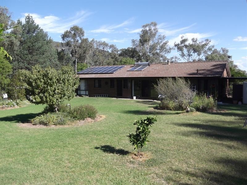 5 Schofields Road, Moonbi NSW 2353