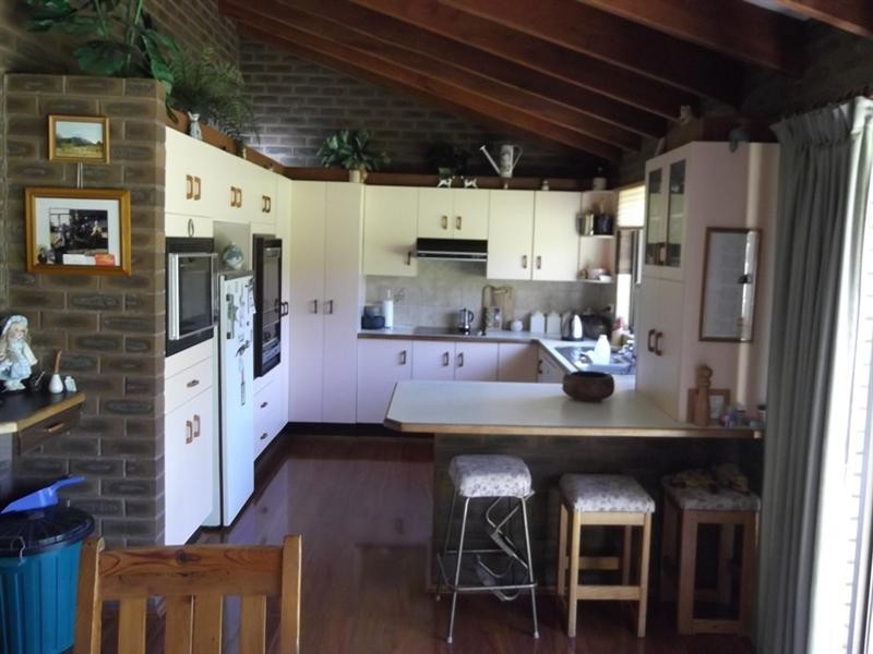 5 Schofields Road, Moonbi NSW 2353