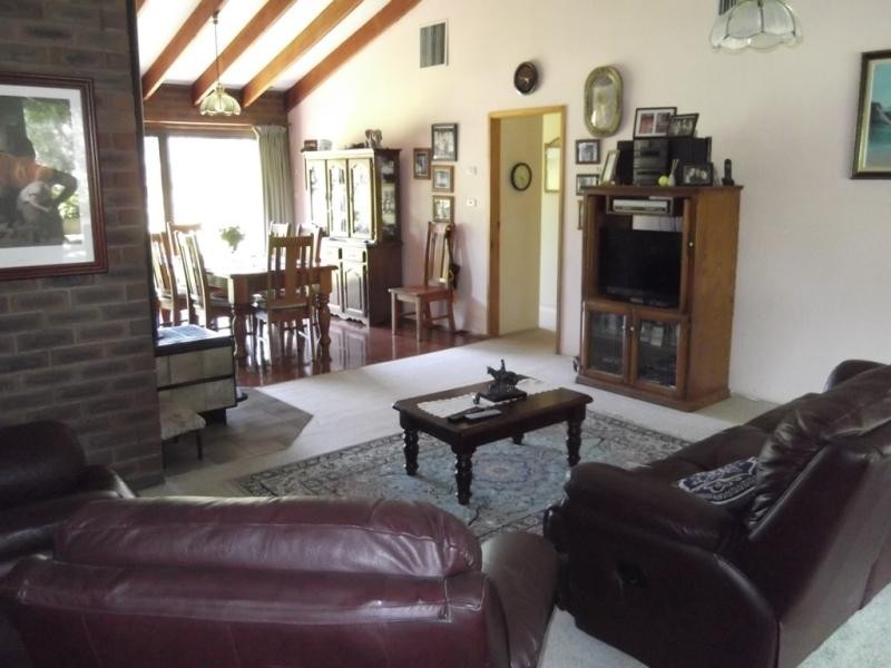 5 Schofields Road, Moonbi NSW 2353