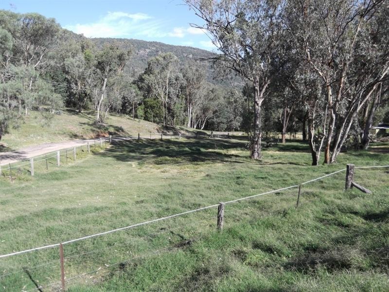 5 Schofields Road, Moonbi NSW 2353