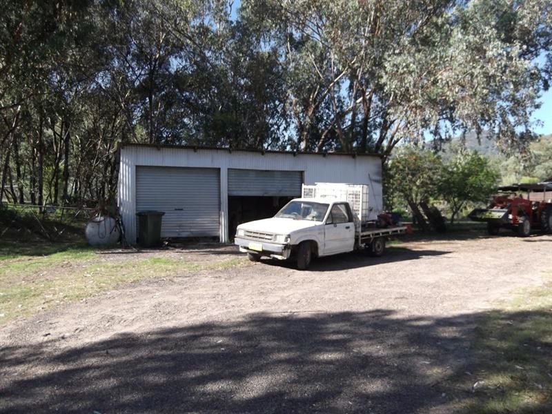 5 Schofields Road, Moonbi NSW 2353