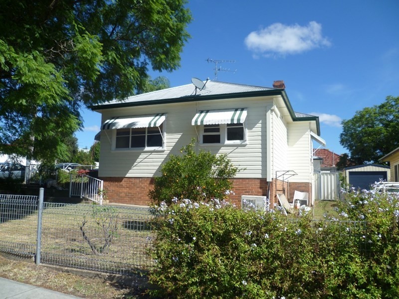 1/23 Phillip Street, Tamworth NSW 2340