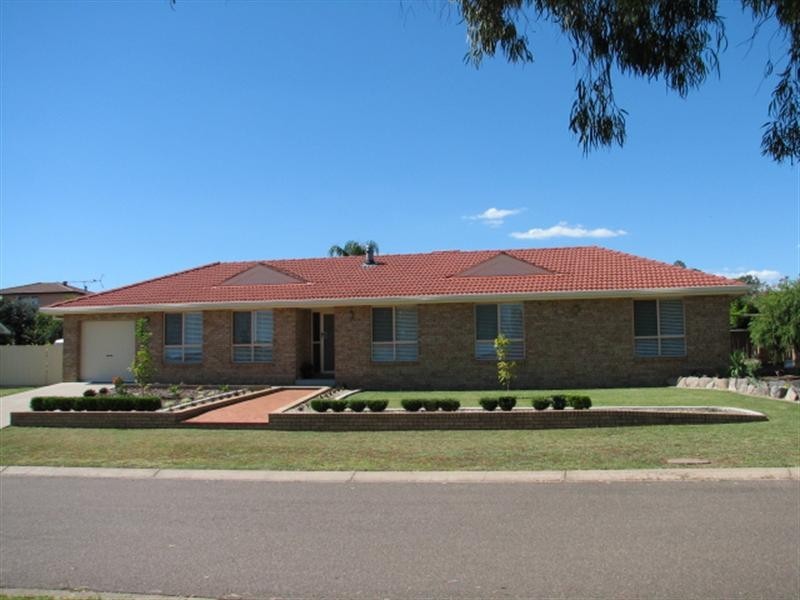 1 Narine Close, Tamworth NSW 2340