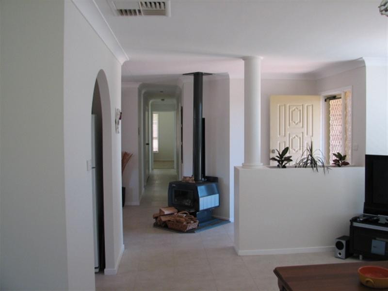 1 Narine Close, Tamworth NSW 2340