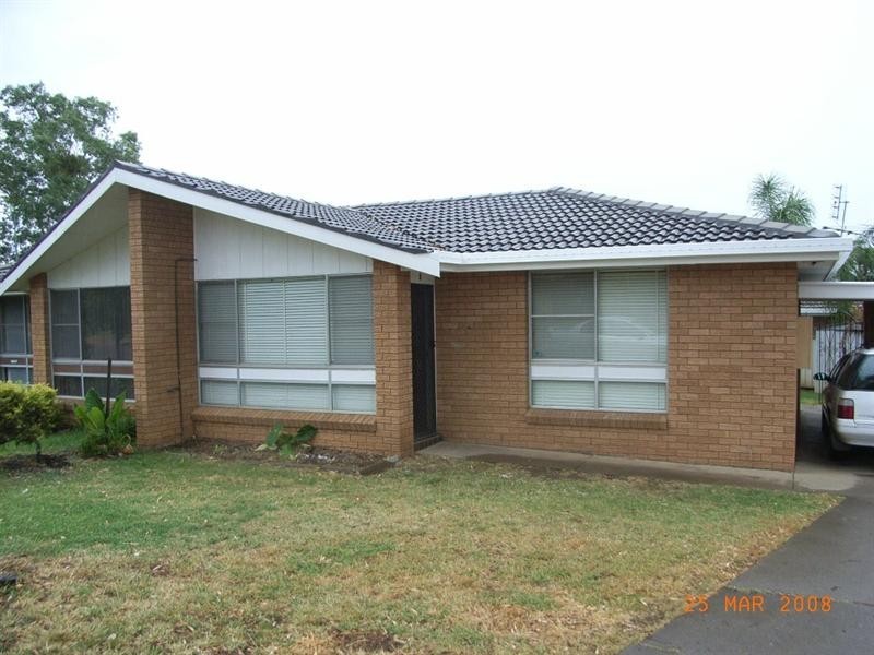 2/58 Petra Avenue, Tamworth NSW 2340