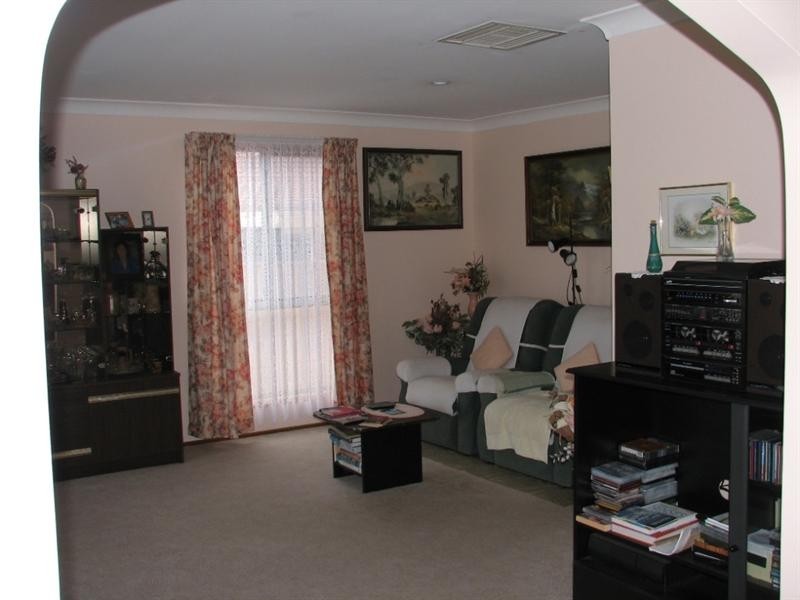 19 Dorothy Avenue, Kootingal NSW 2352