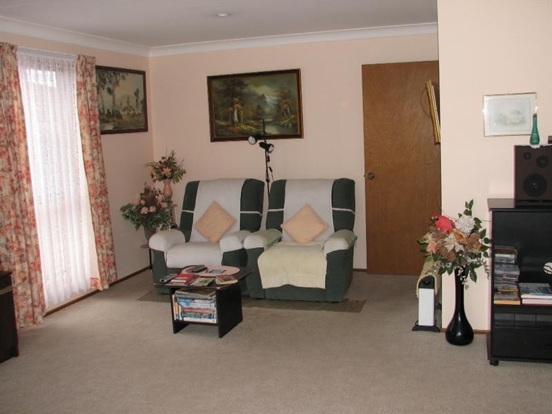 19 Dorothy Avenue, Kootingal NSW 2352