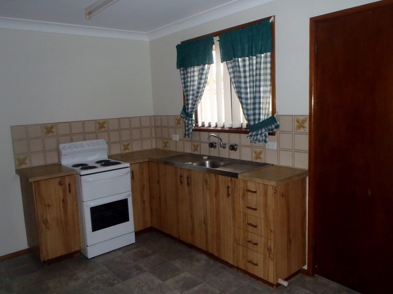 35 Fisher Road, Tamworth NSW 2340