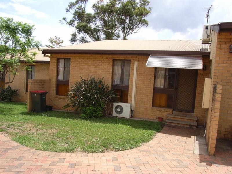 2/19 Napier Street, Tamworth NSW 2340