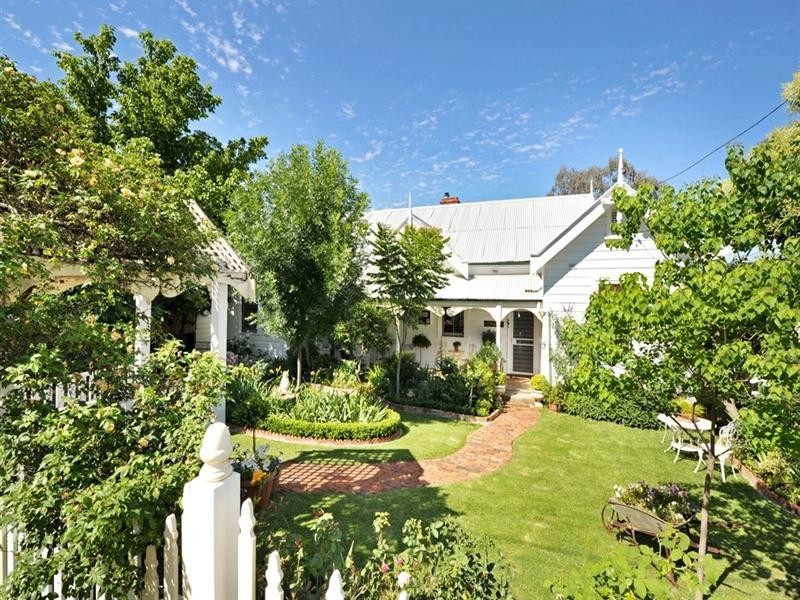 67 Upper Street, Tamworth NSW 2340