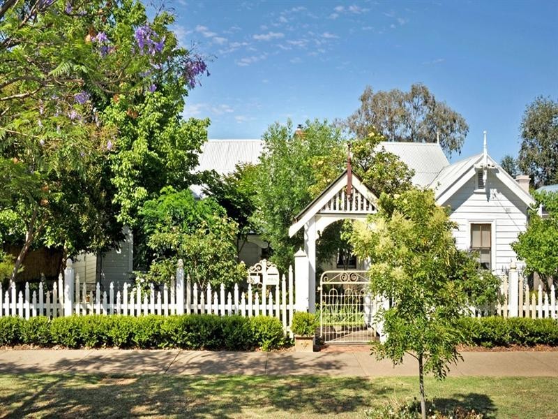 67 Upper Street, Tamworth NSW 2340