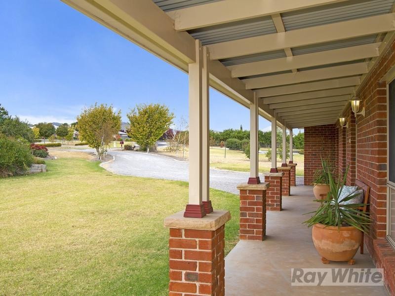 5 Benarkin Drive, Moore Creek NSW 2340