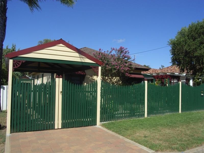 18 Kent Street, Tamworth NSW 2340