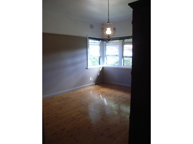 18 Kent Street, Tamworth NSW 2340