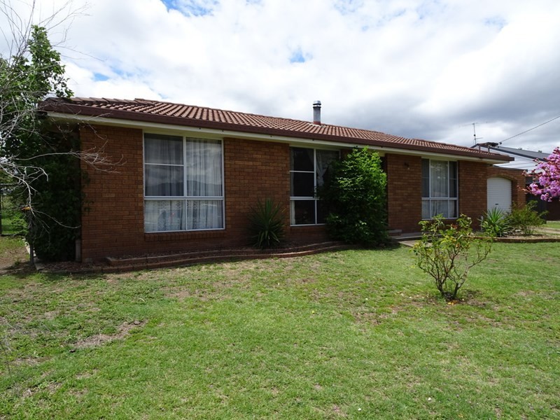 29 Susan Street, Kootingal NSW 2352