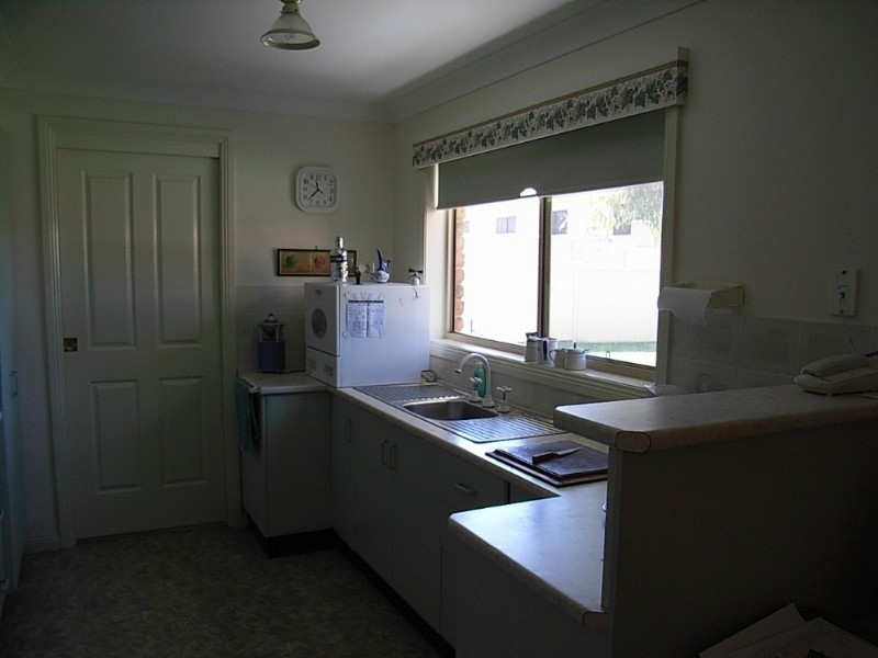 12 The Retreat, Tamworth NSW 2340