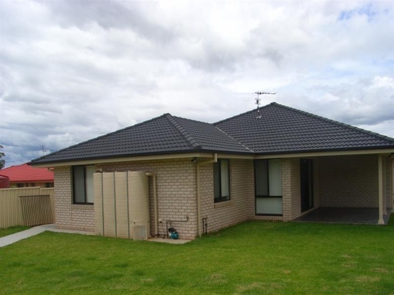 50 Boronia Drive, Tamworth NSW 2340
