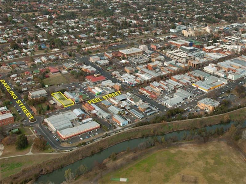 218 Peel Street, Tamworth NSW 2340
