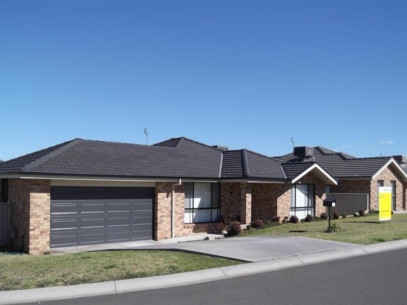 4 Lilly Pilly Court, Oxley Vale NSW 2340