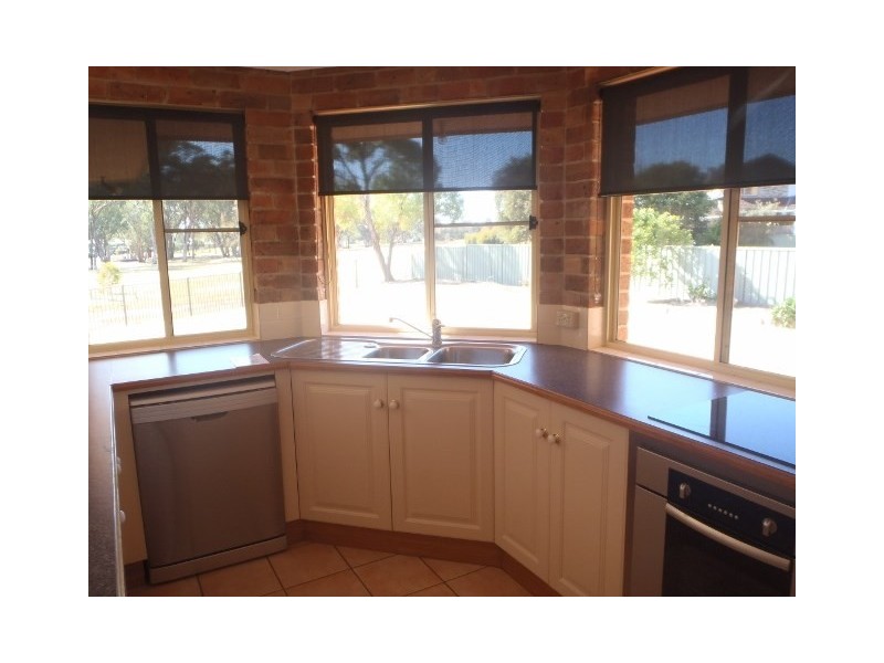 62 Greg Norman Drive, Tamworth NSW 2340