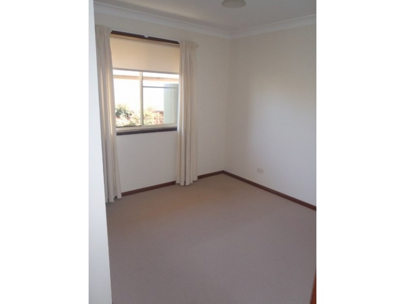 62 Greg Norman Drive, Tamworth NSW 2340