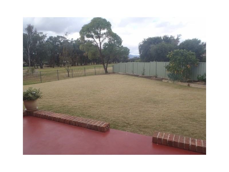 62 Greg Norman Drive, Tamworth NSW 2340