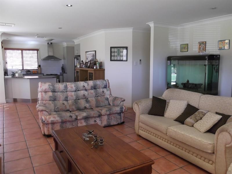 1 Kurria Close, Hillvue NSW 2340