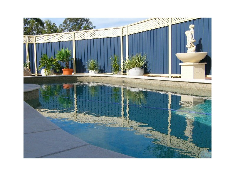 98 Brokenwood Circuit, Tingalpa QLD 4173