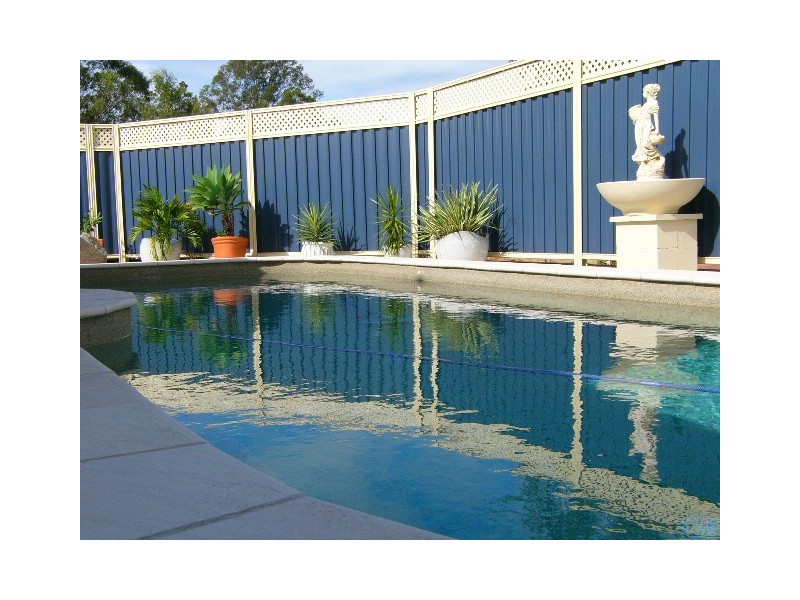 98 Brokenwood Circuit, Tingalpa QLD 4173