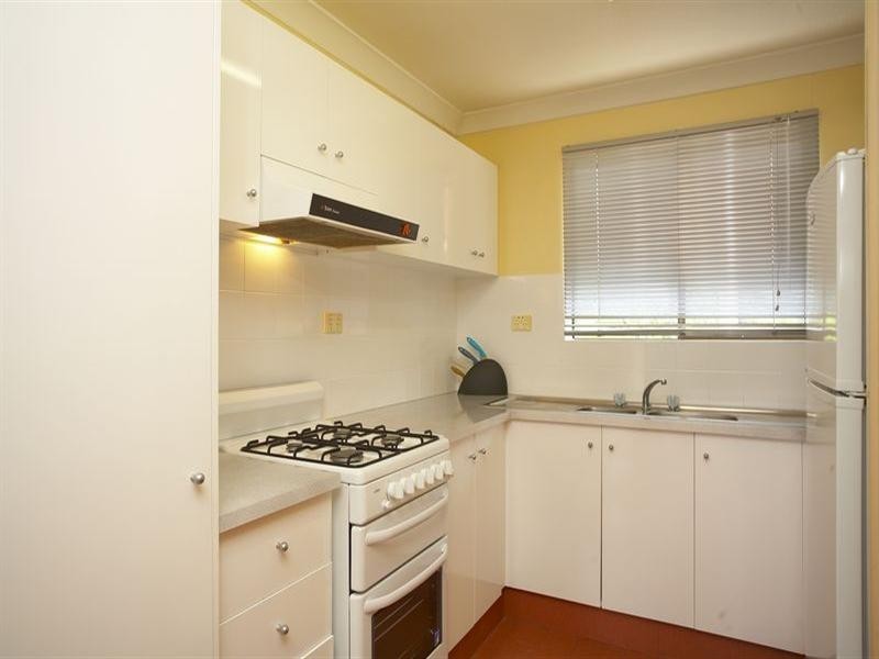 8/127 Wynnum Esplanade, Wynnum QLD 4178