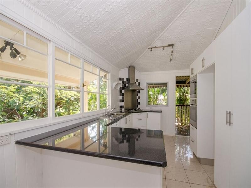 108 Selina Street, Wynnum QLD 4178