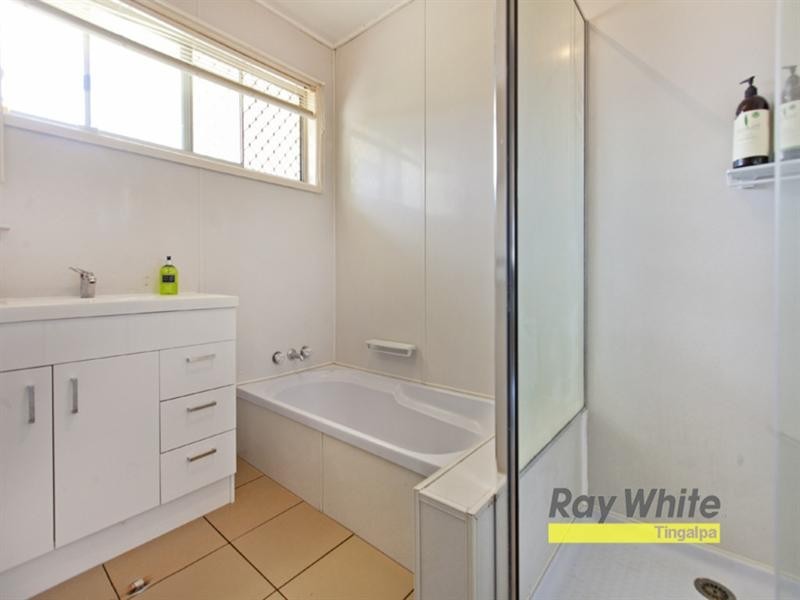 9 Leon Street, Tingalpa QLD 4173