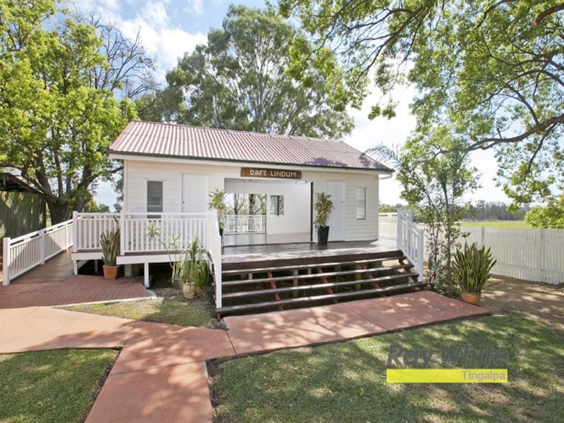 95 Kianawah Road, Wynnum West QLD 4178