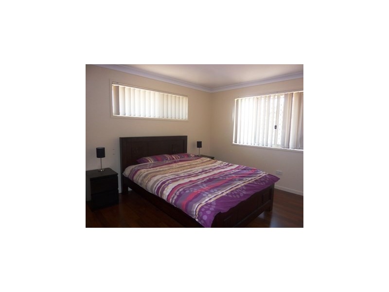 6 Sasha Street, Wynnum West QLD 4178